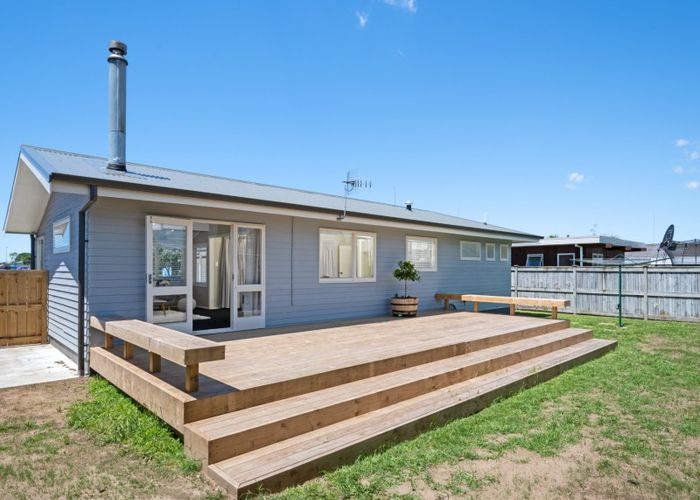  at 16 Gloucester Road, Mount Maunganui, Mount Maunganui
