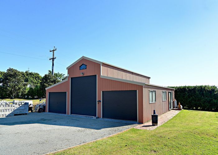  at 21 Kaipara Road, Papakura, Papakura