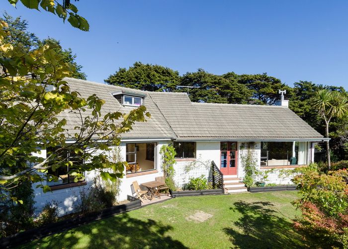  at 52 Chatsworth Road, Silverstream, Upper Hutt
