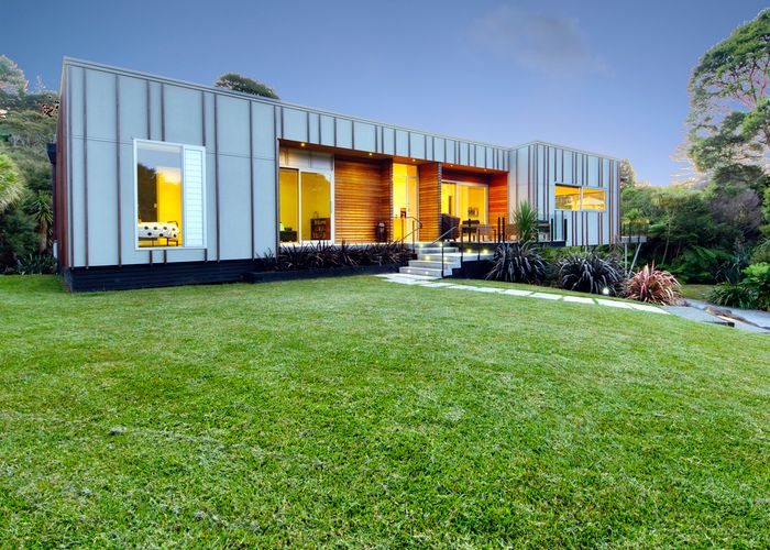  at 27 Cochran Road, Oratia, Auckland