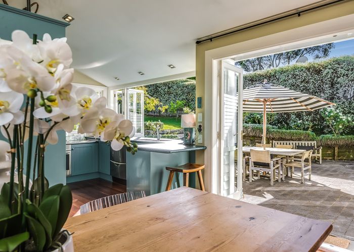  at 11 Lochiel Road, Remuera, Auckland