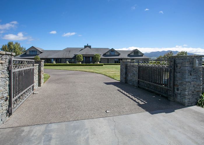  at 325 Candy Road, Pokuru