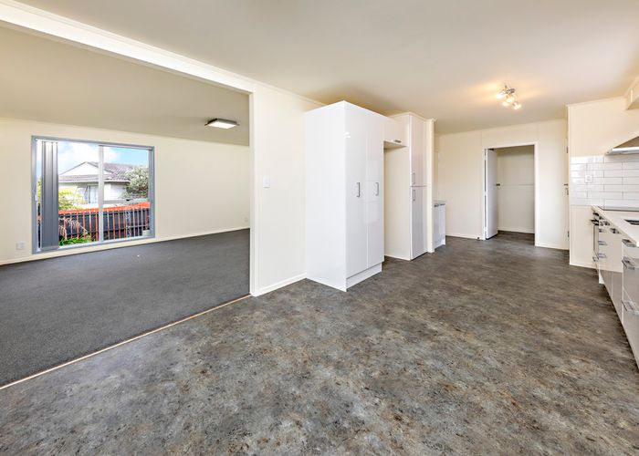  at 376 Roscommon Road, Clendon Park, Auckland