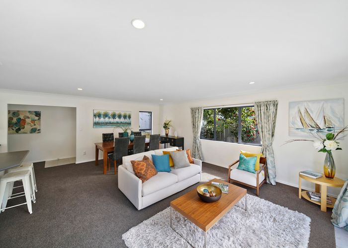  at 3/0 Botany Road, Howick, Auckland