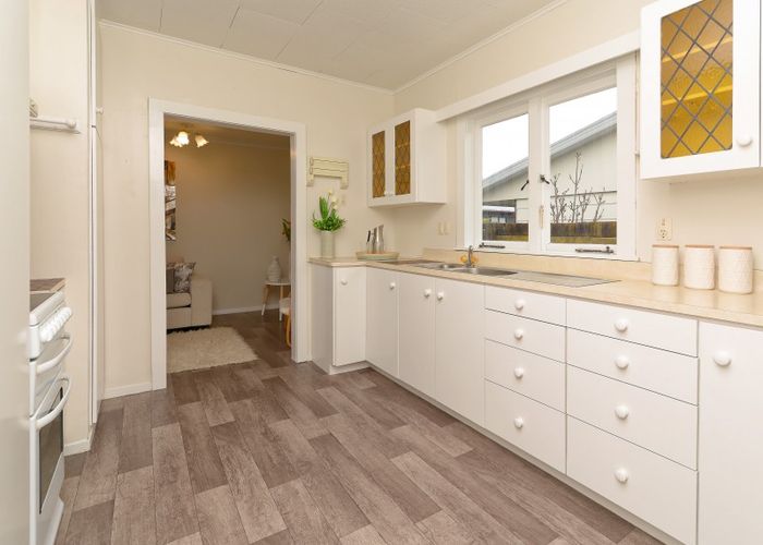  at 52 Alfred Street, Fairfield, Hamilton