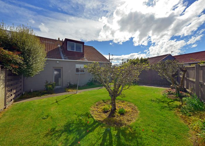  at 1-194/194 Withells Road, Avonhead, Christchurch