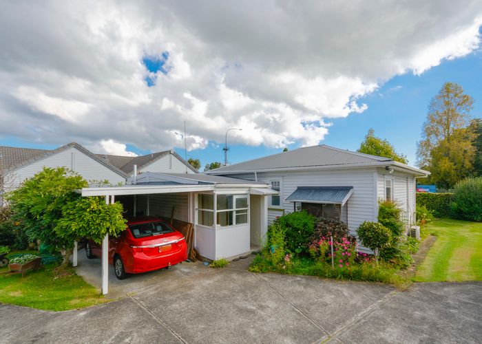  at 25 Lincoln Road, Henderson, Auckland