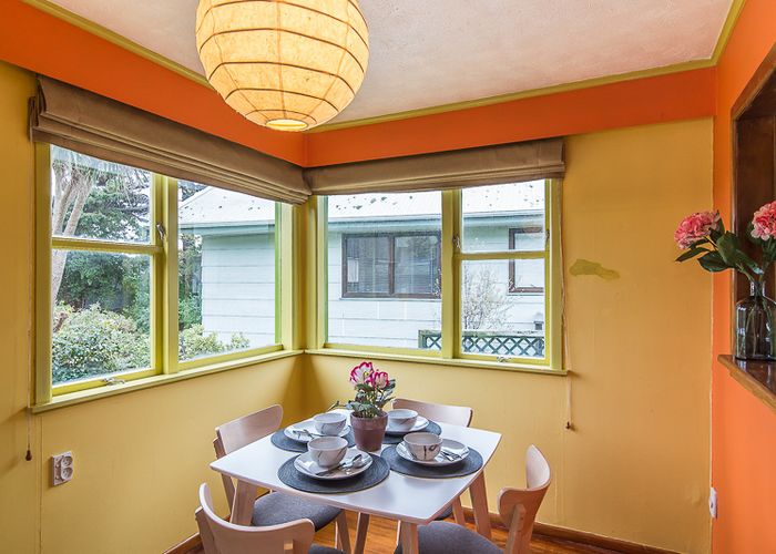  at 52 Dale Road, Raumati South, Paraparaumu