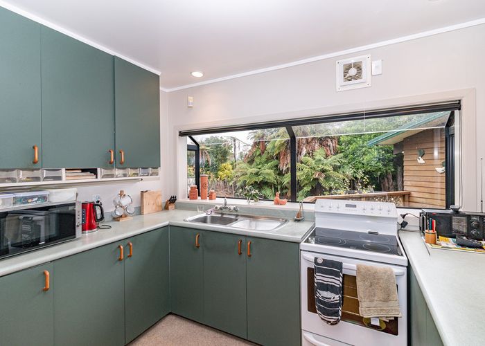  at 11 Eaton Crescent, Otamatea, Whanganui