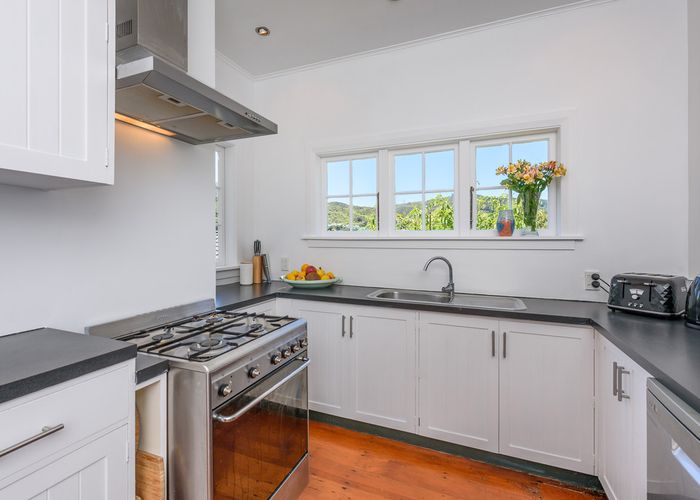  at 14 Hathaway Avenue, Karori, Wellington