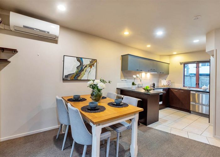  at 42 Winery Way, Henderson, Auckland
