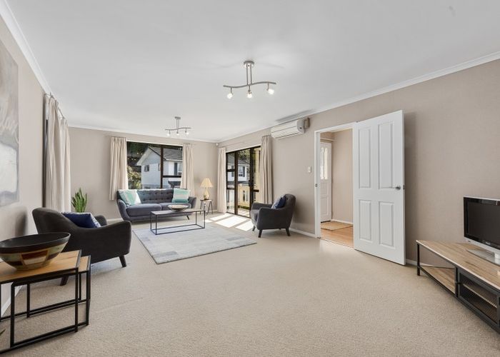  at 13 Pioneer Grove, Silverstream, Upper Hutt