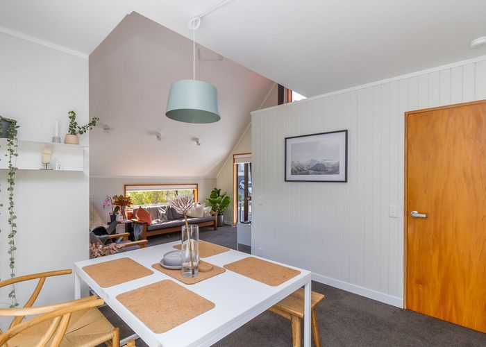  at 1/48 Viewmont Drive, Harbour View, Lower Hutt