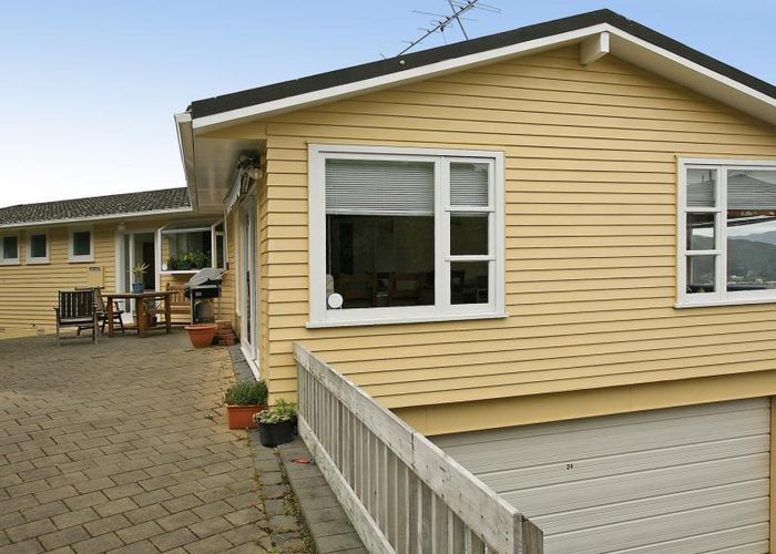  at 24 Pekanga Road, Normandale, Lower Hutt