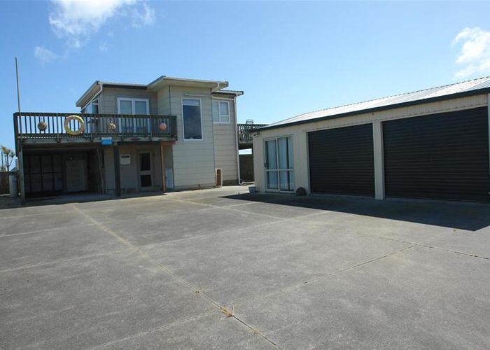  at 29 Nukumaru Parade, Waiinu Beach, Whanganui