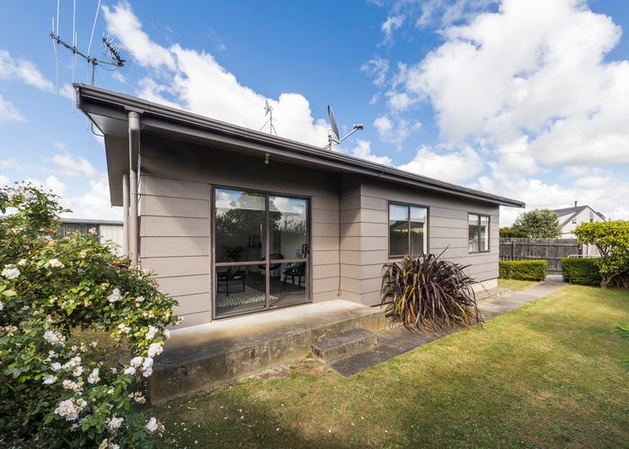  at 19 Leander Place, Milson, Palmerston North
