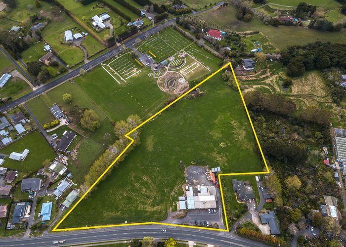  at 520 Great South Road, Rosehill, Papakura