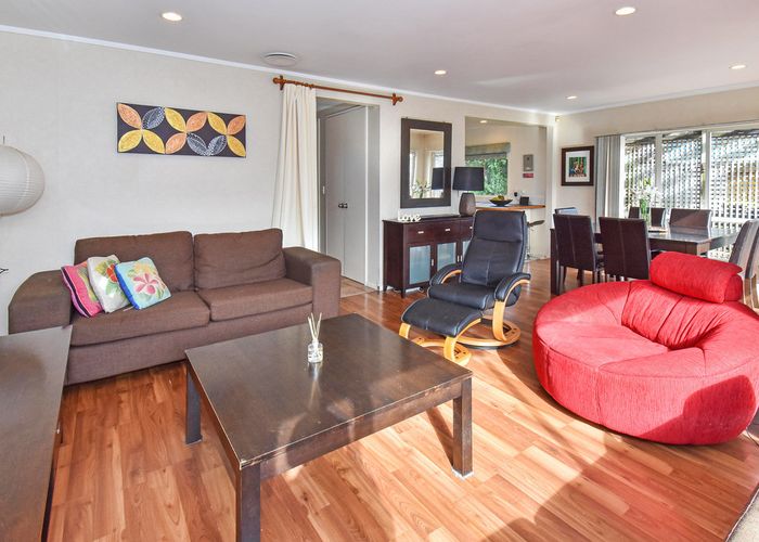  at 18 Costar Place, Wiri, Auckland