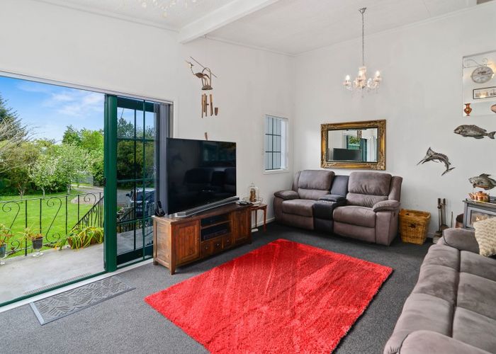  at 46 Mountain Road, Western Heights, Rotorua