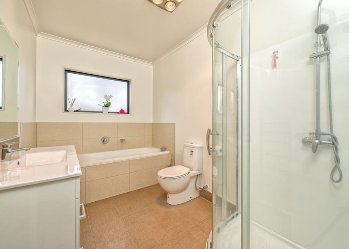  at 51 Saralee Drive, Manurewa, Auckland