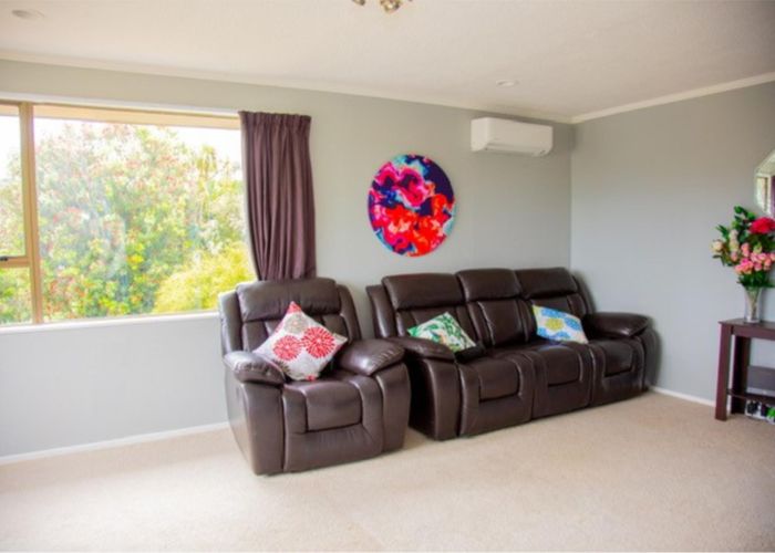  at 2/61 Kingsley Street, Stokes Valley, Lower Hutt