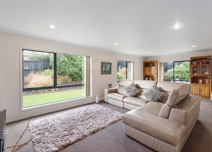  at 33 Mahuri Street, Parklands, Christchurch