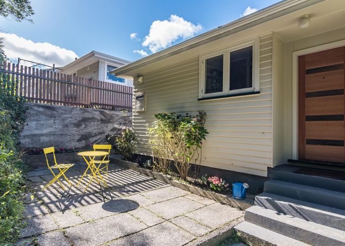  at 139 Parkvale Road, Karori, Wellington