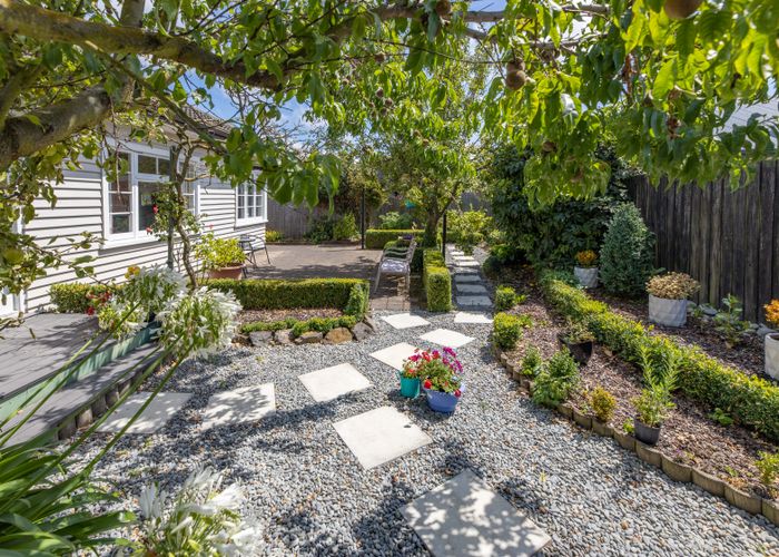  at 2/115 Jerrold Street North, Addington, Christchurch