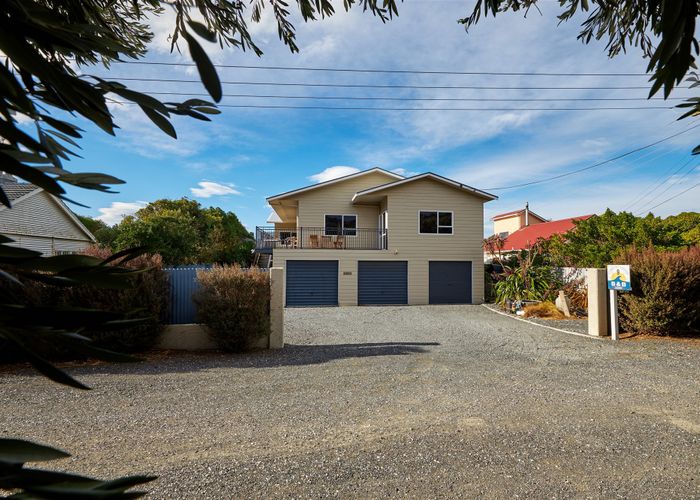  at 9 Sunrise Place, Kekerengu, Kaikōura