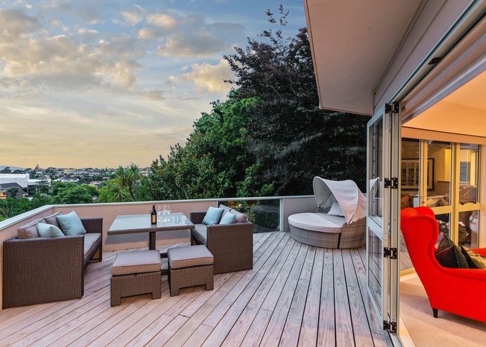  at 2/26 William Fraser Crescent, Kohimarama, Auckland