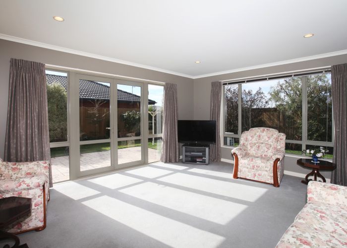  at 20 Coolspring Way, Redwood, Christchurch