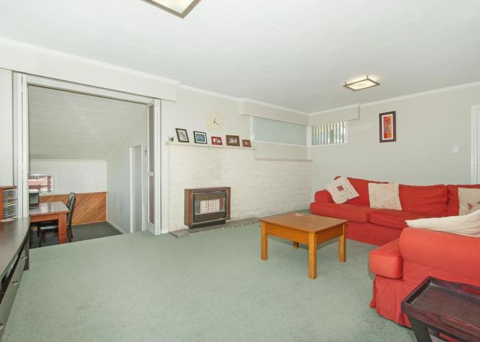  at 21 Acacia Avenue, Maungaraki, Lower Hutt