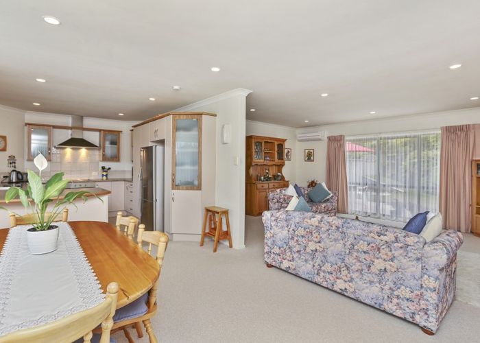 at 10 Kororako Grove, Whalers Gate, New Plymouth
