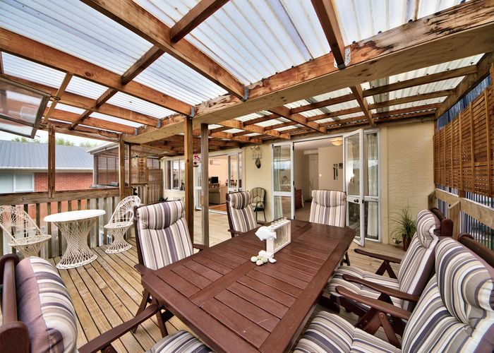  at 16 Mitchell Street, Blockhouse Bay, Auckland