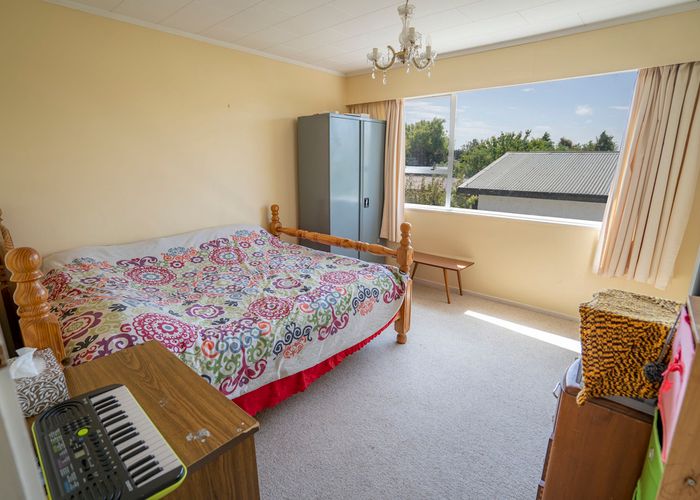  at 120 Cunningham Crescent, Grasmere, Invercargill