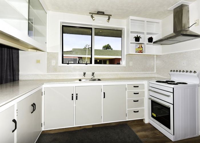  at 33 Northfield Road, Casebrook, Christchurch