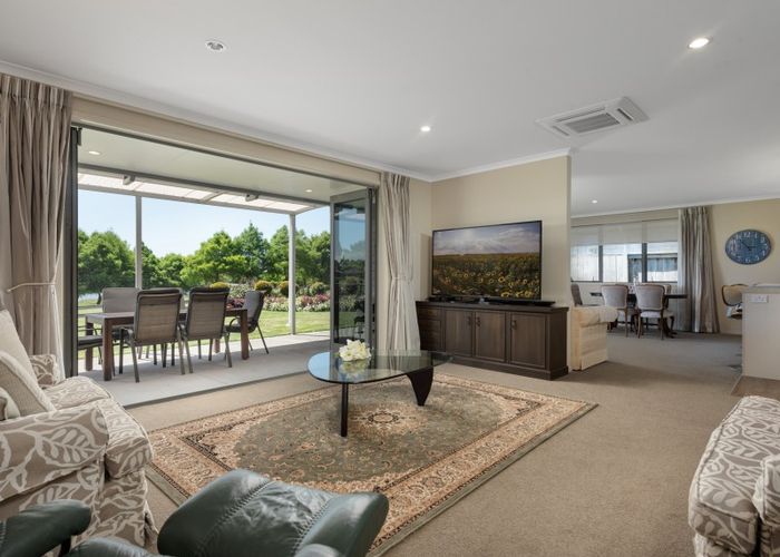  at 24 North Bay Road, Pyes Pa, Tauranga
