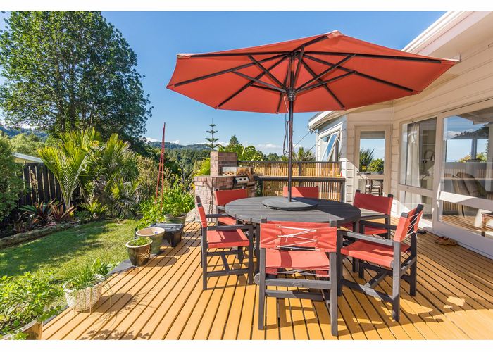  at 177 Woodlands Park Road, Titirangi, Auckland