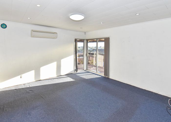  at 1/19 Charntay Avenue, Clover Park, Auckland