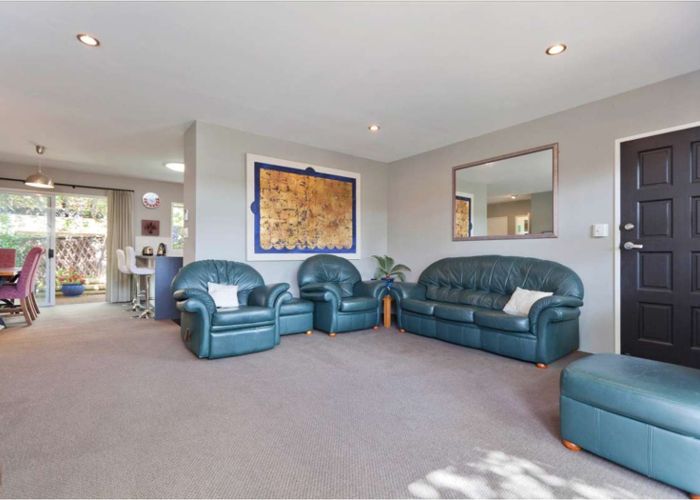  at 2A Pickett Avenue, Sandringham, Auckland
