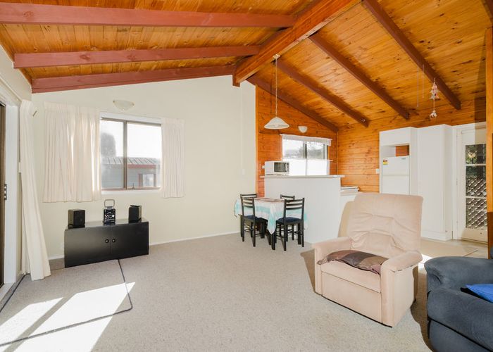  at 1/391 West Coast Road, Glen Eden, Auckland