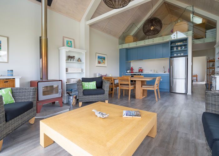  at 497 Waikawa-Curio Bay Road, CURIO BAY, TOKANUI