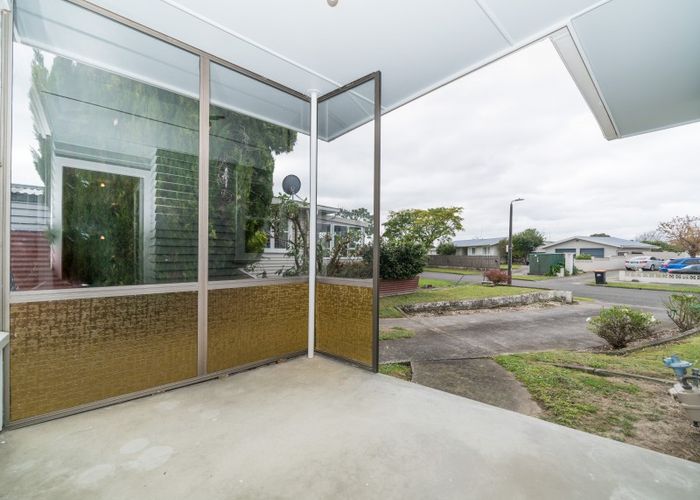  at 6 Ellesmere Crescent, Highbury, Palmerston North