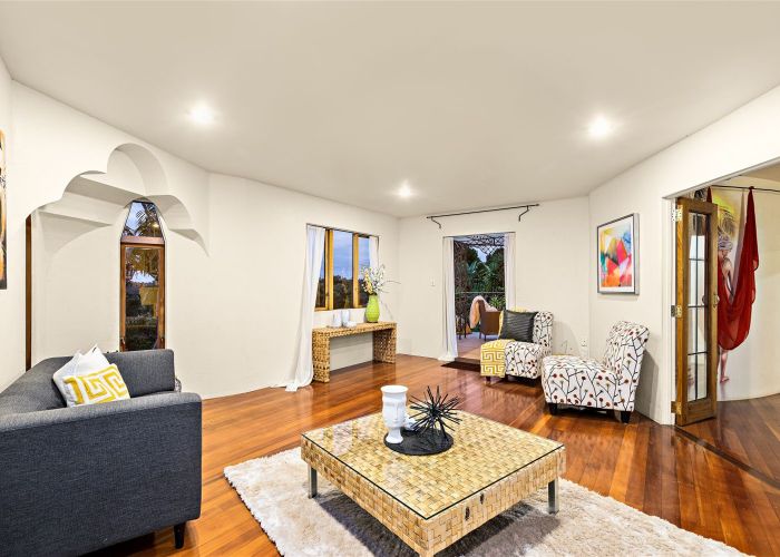  at 102 Opanuku Road, Henderson Valley, Auckland