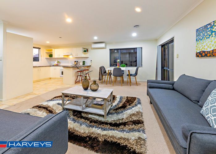 at 198 Hill Road, Manurewa, Auckland