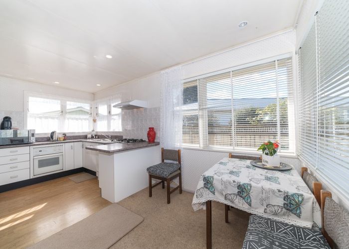  at 20 Peters Avenue, Cloverlea, Palmerston North