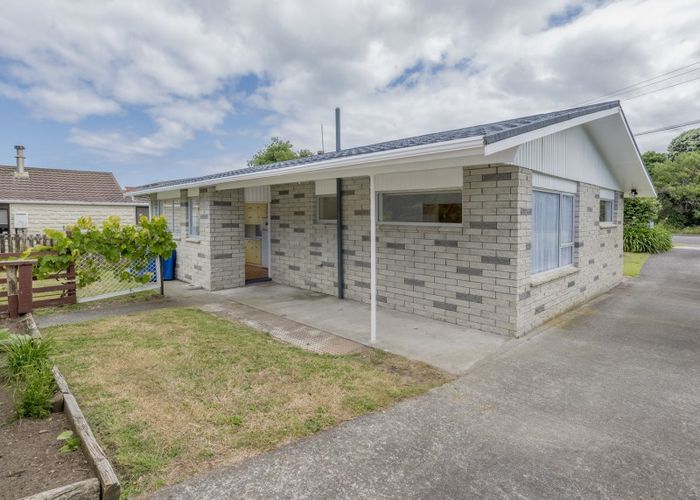  at 81 Tasman Road, Otaki Beach, Otaki
