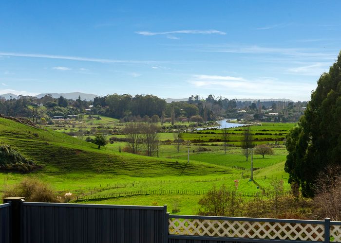  at 10 Plane Tree Lane, Tauriko, Tauranga