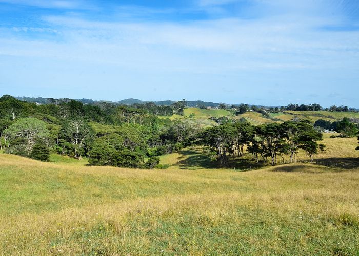  at 36 Sunnyvale Road, Massey, Auckland