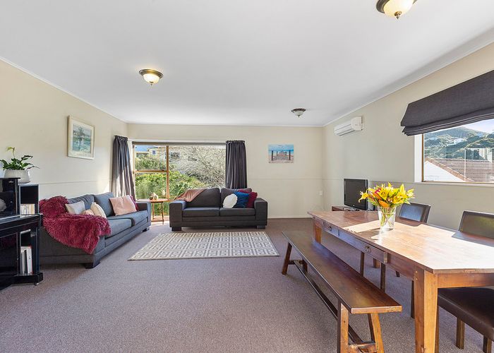  at 68C Kenya Street, Ngaio, Wellington